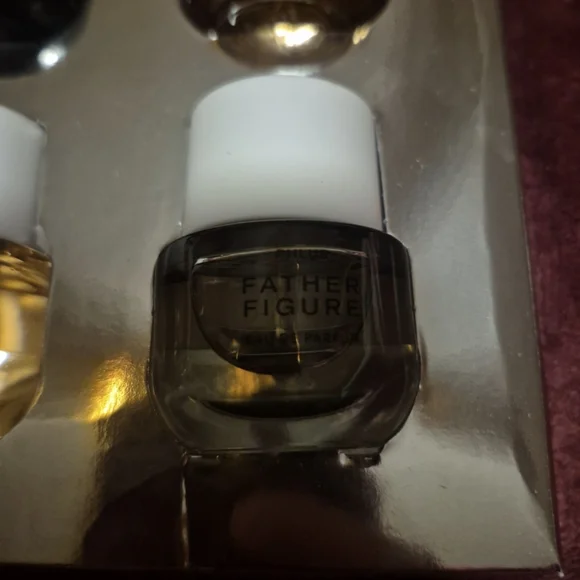 Phlur Coffert Collection Set - Picture 2 of 7